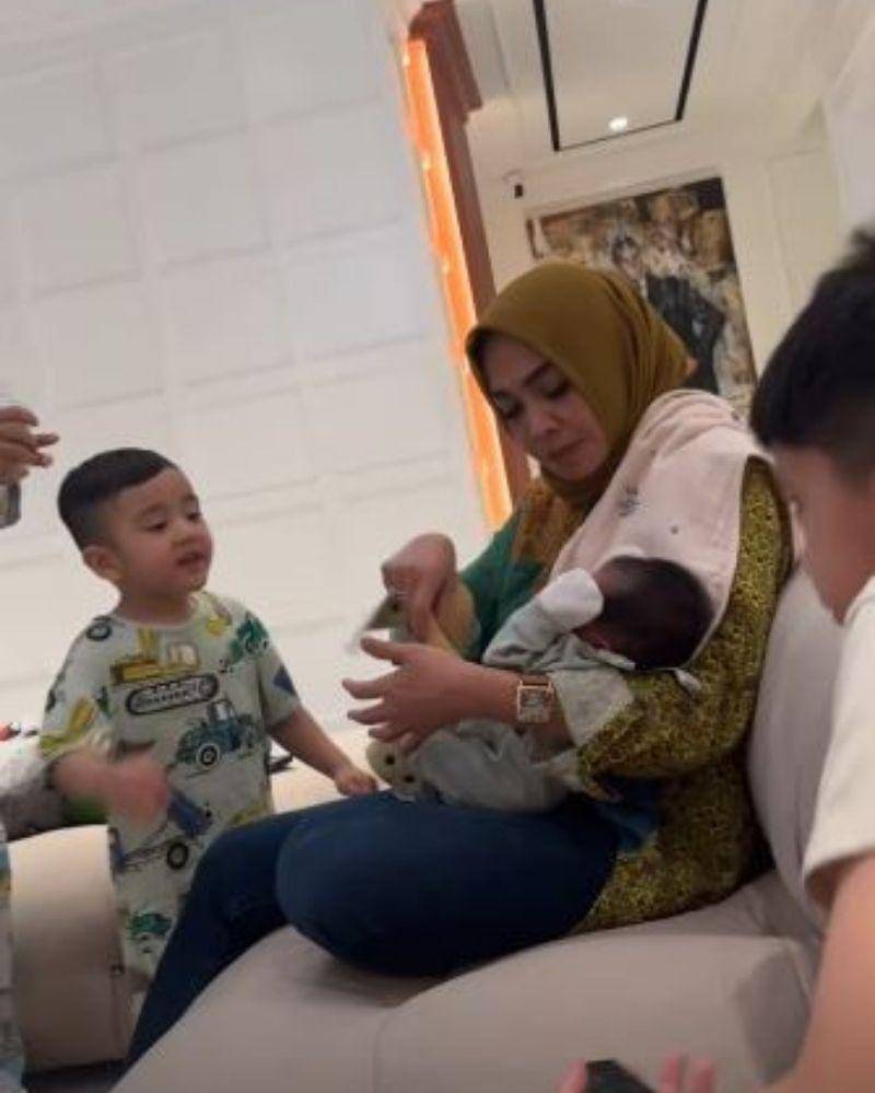 Instagram.com/raffinagita1717